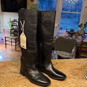 Black Tall Leather Boots